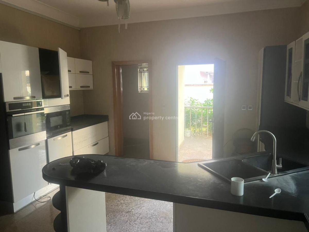 Self Compound 4 Bedroom Fully Detached House with 2 Rooms Bq, Lekki Phase 1, Lekki, Lagos, Detached Duplex for Rent