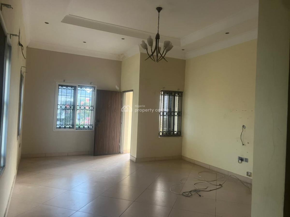 Self Compound 4 Bedroom Fully Detached House with 2 Rooms Bq, Lekki Phase 1, Lekki, Lagos, Detached Duplex for Rent