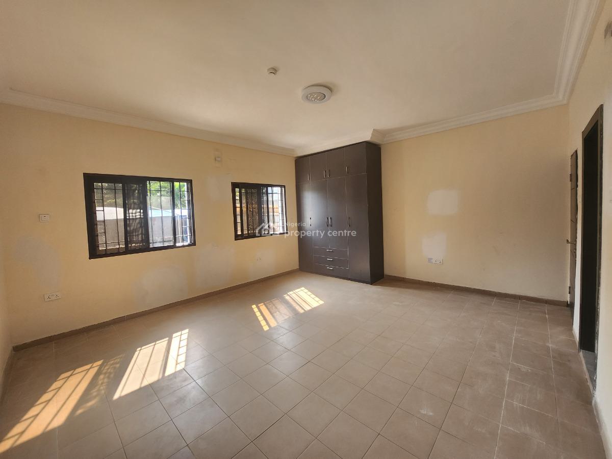 Standard 3 Bedroom Apartment, Lekki Phase 1, Lekki, Lagos, Flat / Apartment for Rent