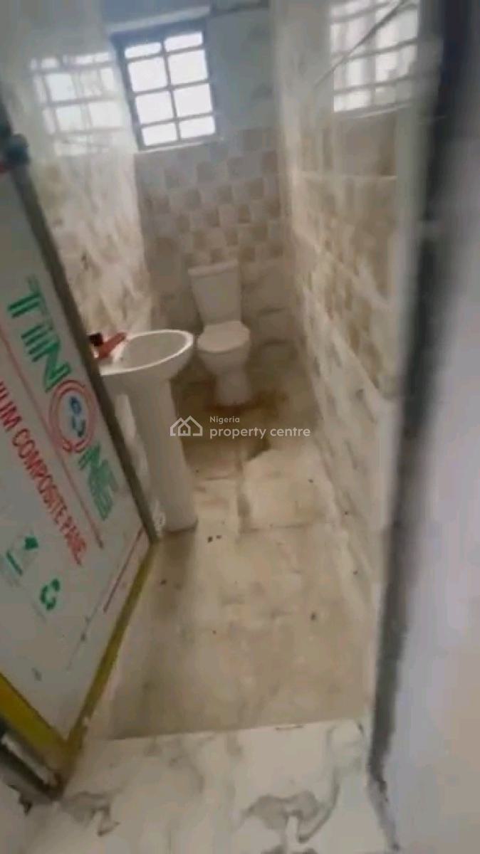 a Newly Built and Standard 2bedroom Apartment, Off Morocco Road, Shomolu, Lagos, Flat / Apartment for Rent