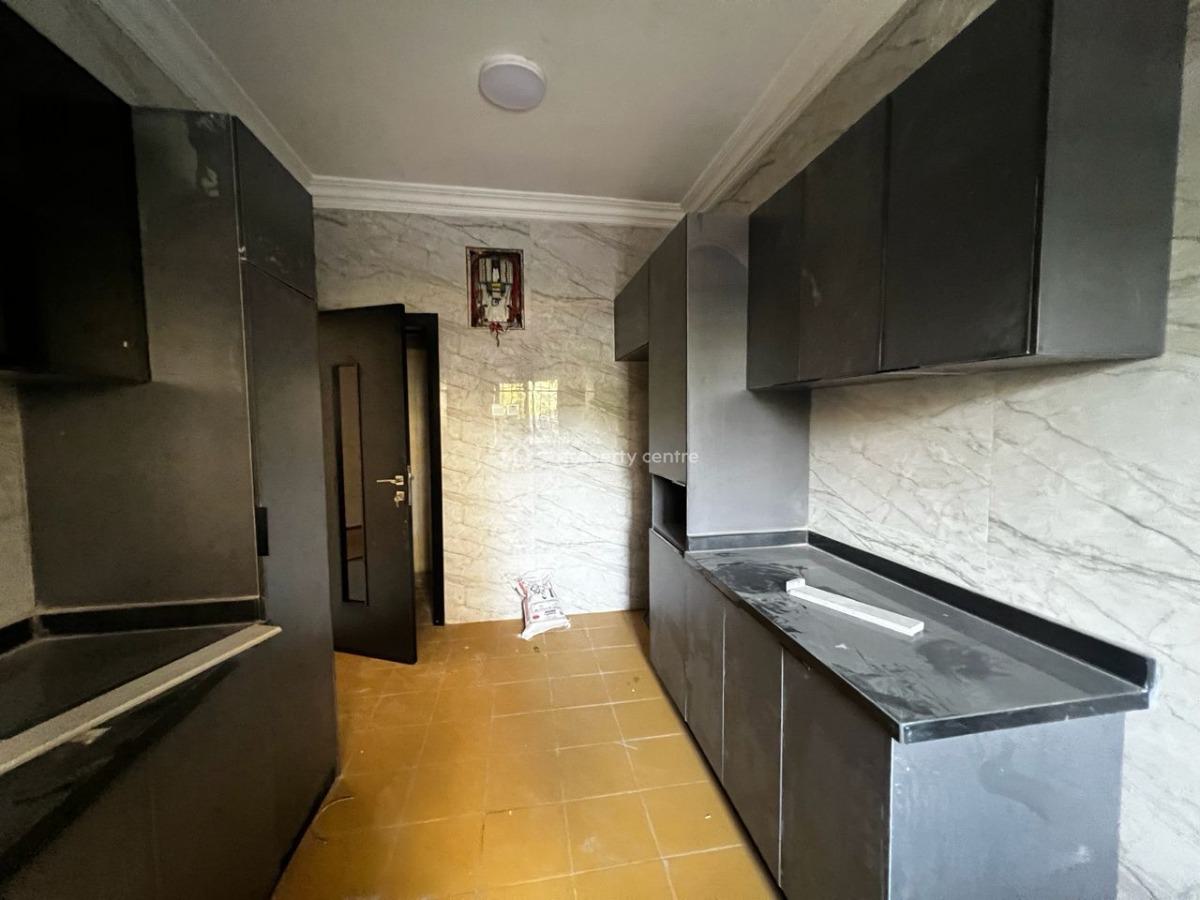 3 Bedroom Apartment, Lekki Phase 1, Lekki, Lagos, Flat / Apartment for Rent