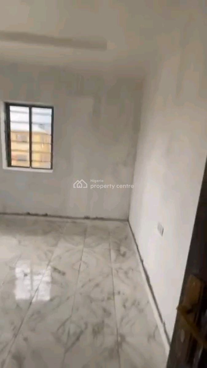 a Newly Built and Standard 2bedroom Apartment, Upstairs, Off Morocco Road, Shomolu, Lagos, Flat / Apartment for Rent