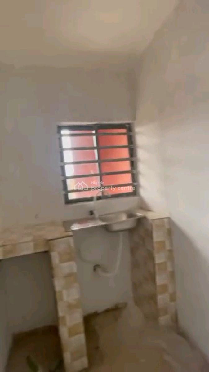 a Newly Built and Standard 2bedroom Apartment, Upstairs, Off Morocco Road, Shomolu, Lagos, Flat / Apartment for Rent