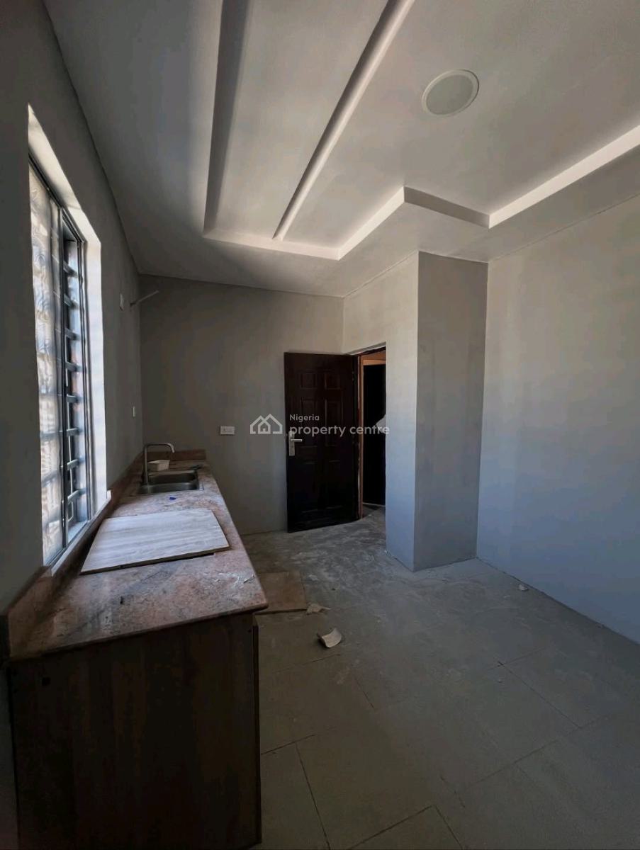 Serviced 3 Bedroom Apartment, Ologolo, Lekki, Lagos, Flat / Apartment for Rent