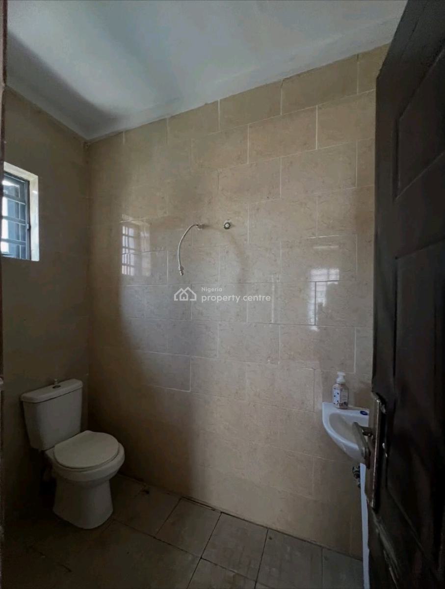 Serviced 3 Bedroom Apartment, Ologolo, Lekki, Lagos, Flat / Apartment for Rent