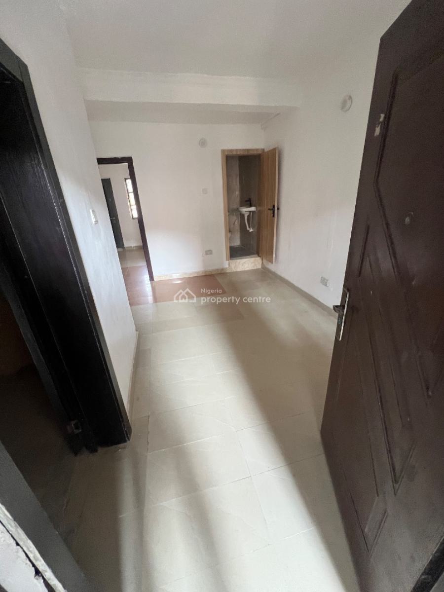 Mini Flat with a Nice, Standard Kitchen, Off Admiralty Way, Lekki Phase 1, Lekki, Lagos, Mini Flat (room and Parlour) for Rent