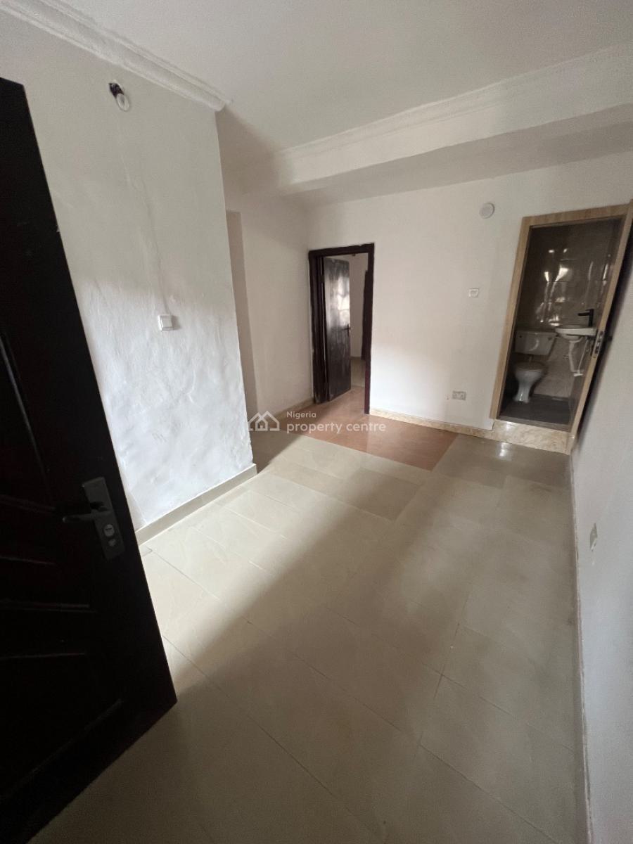 Mini Flat with a Nice, Standard Kitchen, Off Admiralty Way, Lekki Phase 1, Lekki, Lagos, Mini Flat (room and Parlour) for Rent