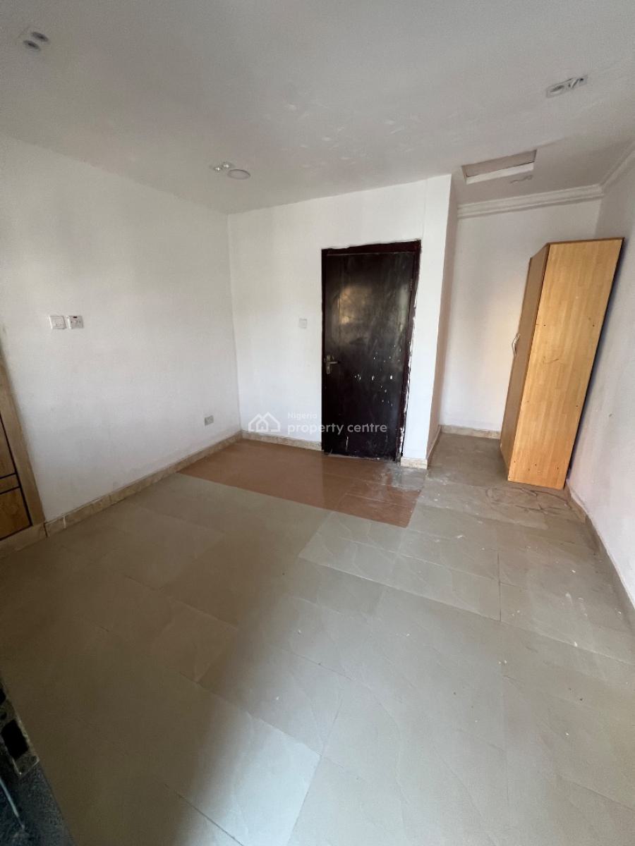 Mini Flat with a Nice, Standard Kitchen, Off Admiralty Way, Lekki Phase 1, Lekki, Lagos, Mini Flat (room and Parlour) for Rent