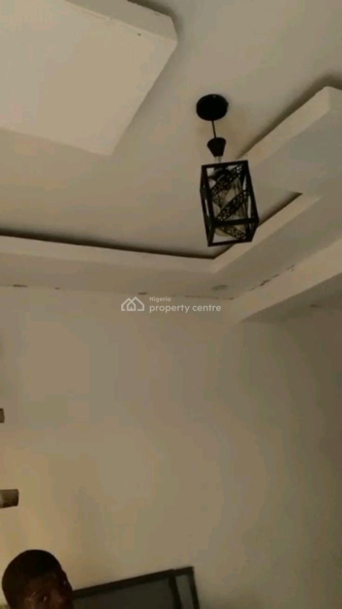 Standard  Mini Flat with 2 Toilets N Bath Downstairs,  Pop, Omoleye Street, Alagomeji, Yaba, Lagos, Mini Flat (room and Parlour) for Rent