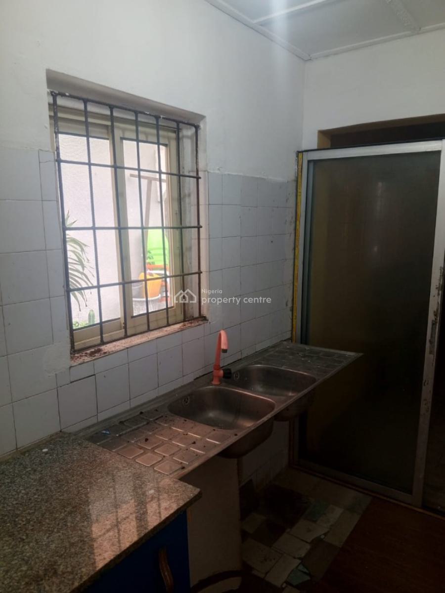 Standard 1bedroom Apartment (upstairs), Mobil Road, Ajah, Lagos, Mini Flat (room and Parlour) for Rent