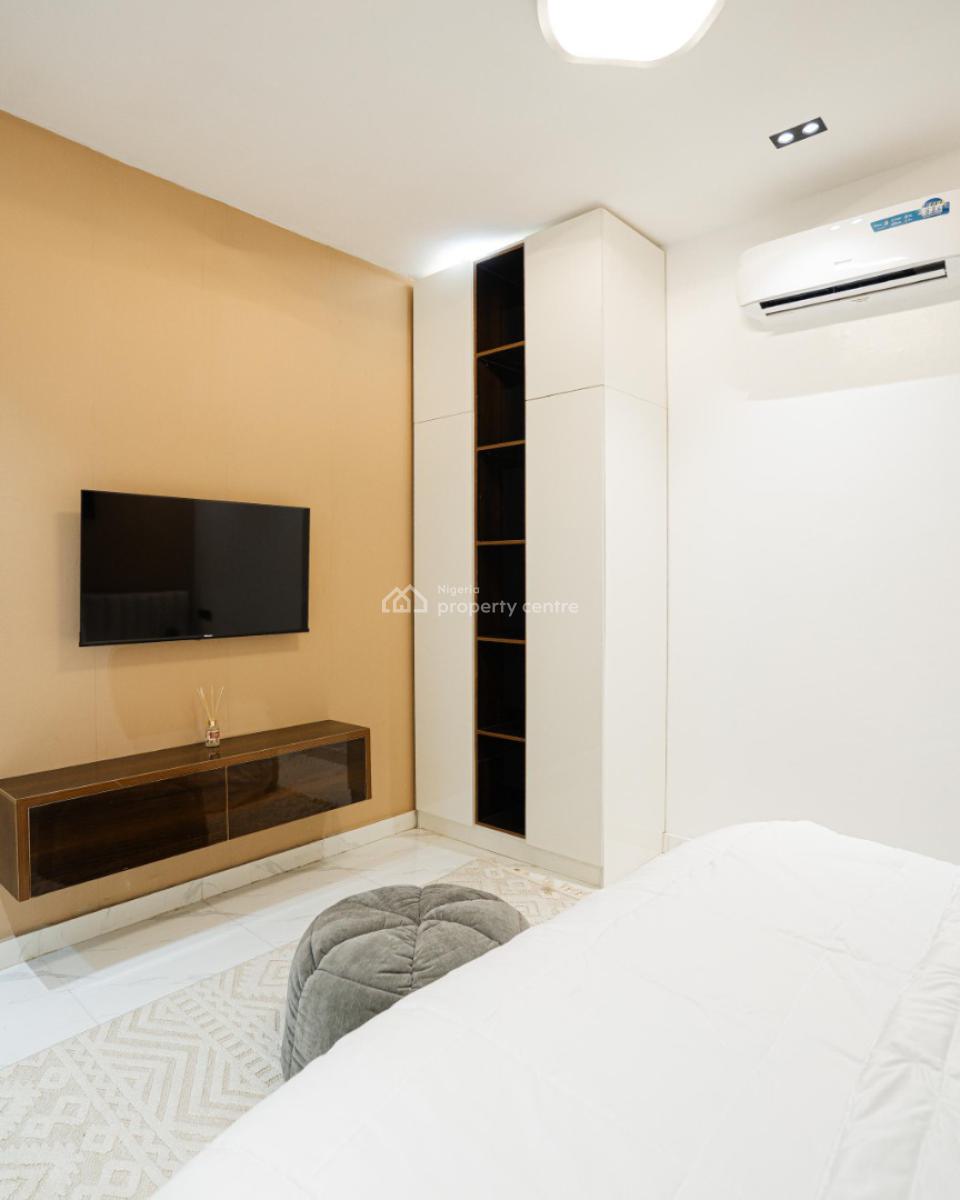 3 Bedroom Apartment with Swimming Pool, & Ps5, Mufasa Apartment, Ikate, Lekki, Lagos, Flat / Apartment Short Let