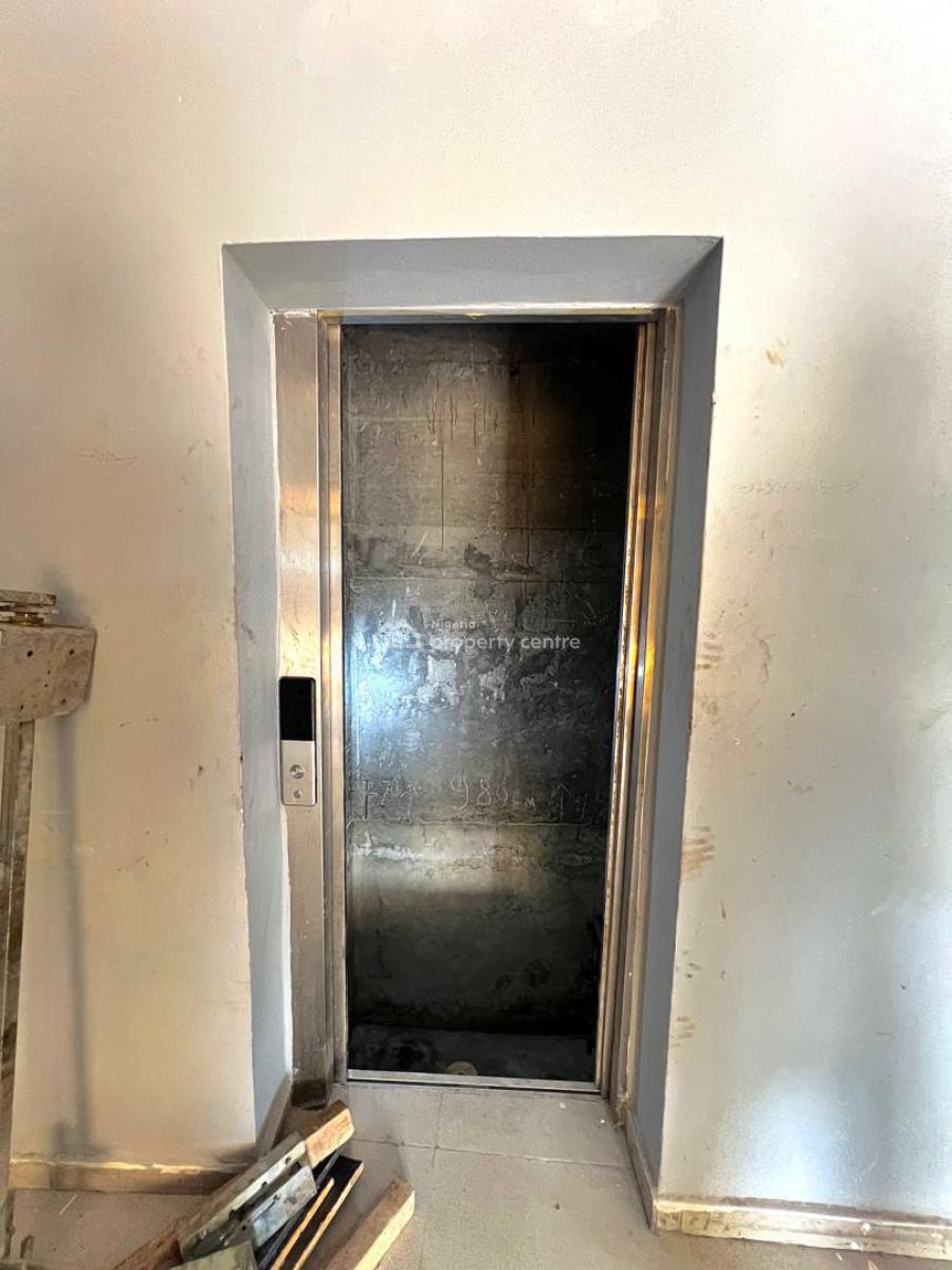 3 Bedroom Apartment with Boys Quarters, Elevator, Gy & Swimming Pool, Lekki Phase 1, Lekki, Lagos, Flat / Apartment for Rent