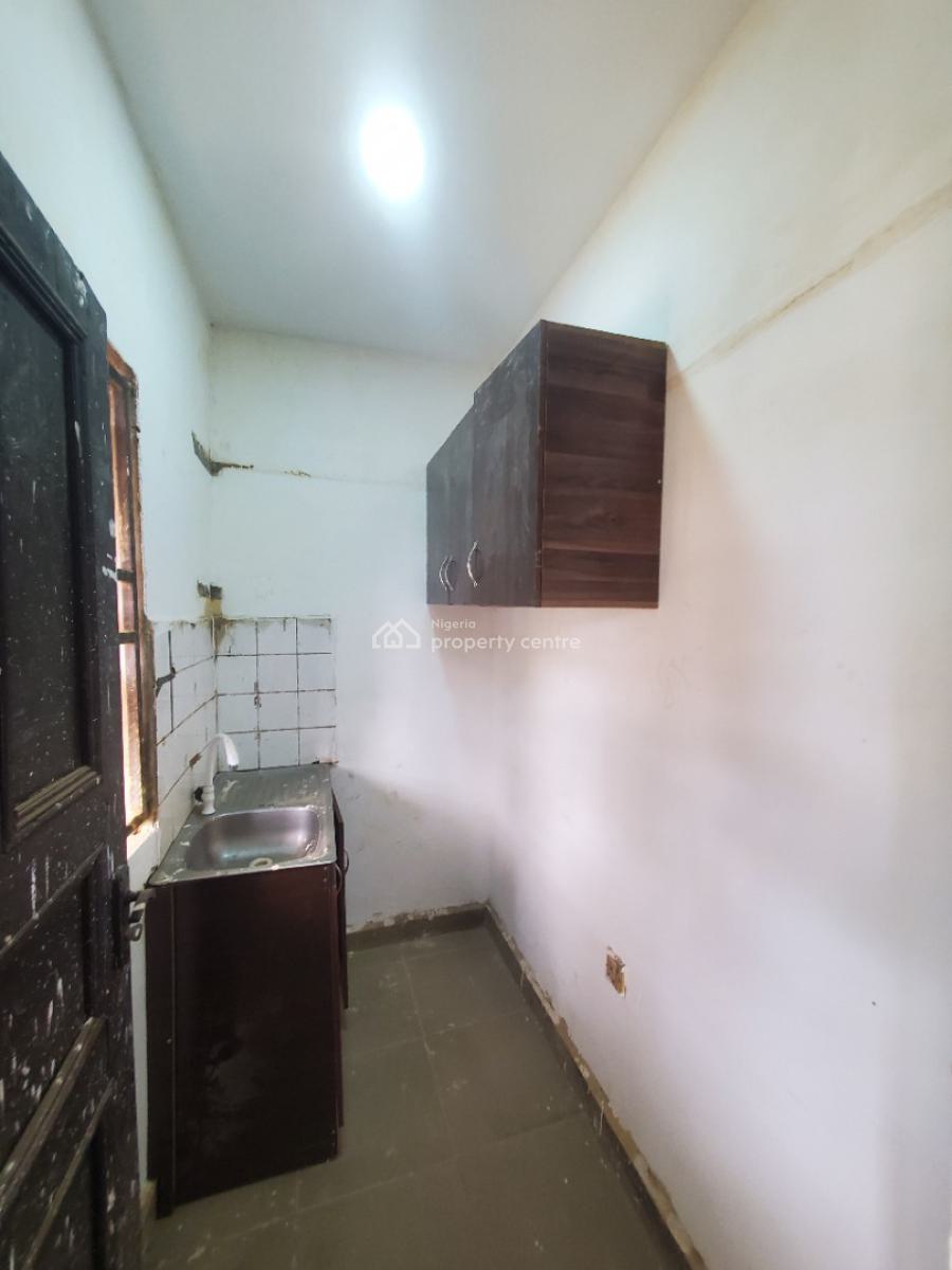 Sharp 1 Bedroom Bq, By Old Secretariat, Area 1, Garki, Abuja, Mini Flat (room and Parlour) for Rent