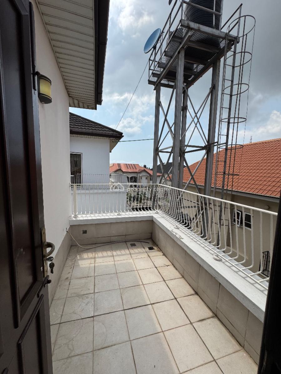 Fully Serviced 3 Bedroom Flat, Off Admiralty Way, Lekki Phase 1, Lekki, Lagos, Flat / Apartment for Rent