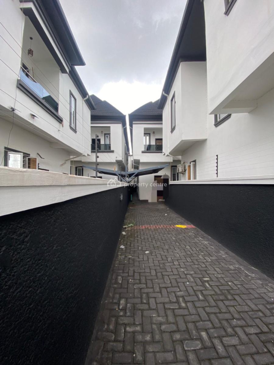 4 Bedroom Fully Detached Duplex with Bq, Oba Avenue, Ikota, Lekki, Lagos, Detached Duplex for Sale