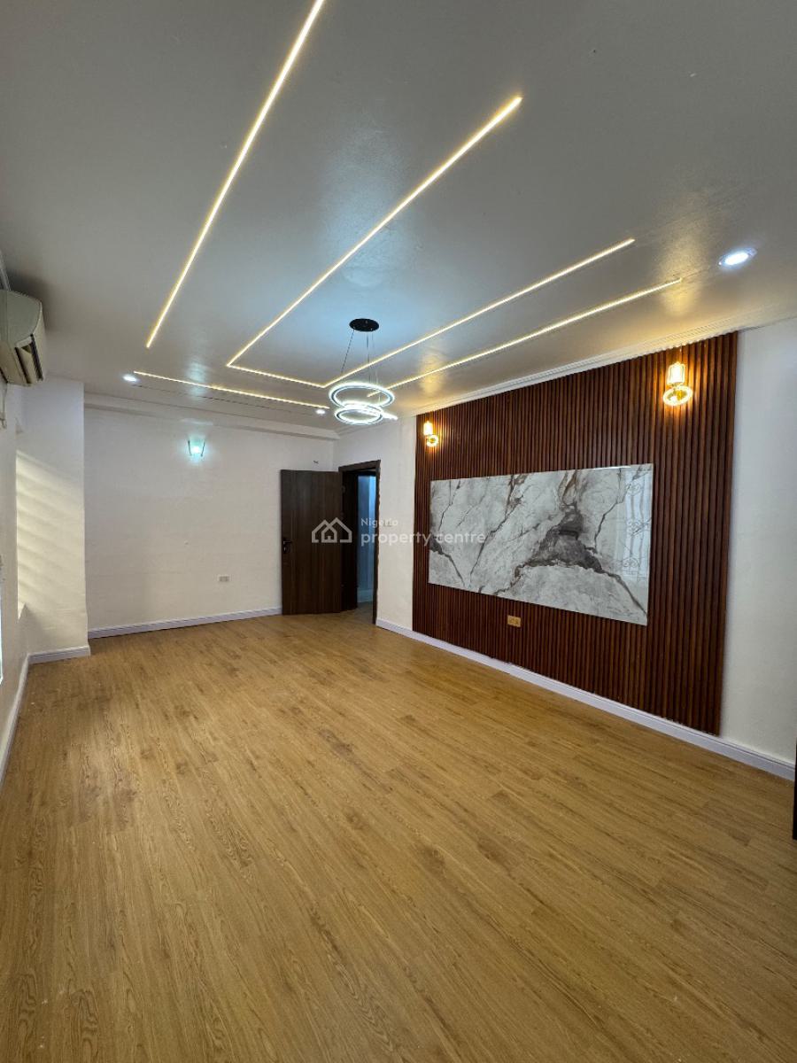 Fully Serviced 2 Bedroom Flat, Off Admiralty Way, Lekki Phase 1, Lekki, Lagos, Flat / Apartment for Rent