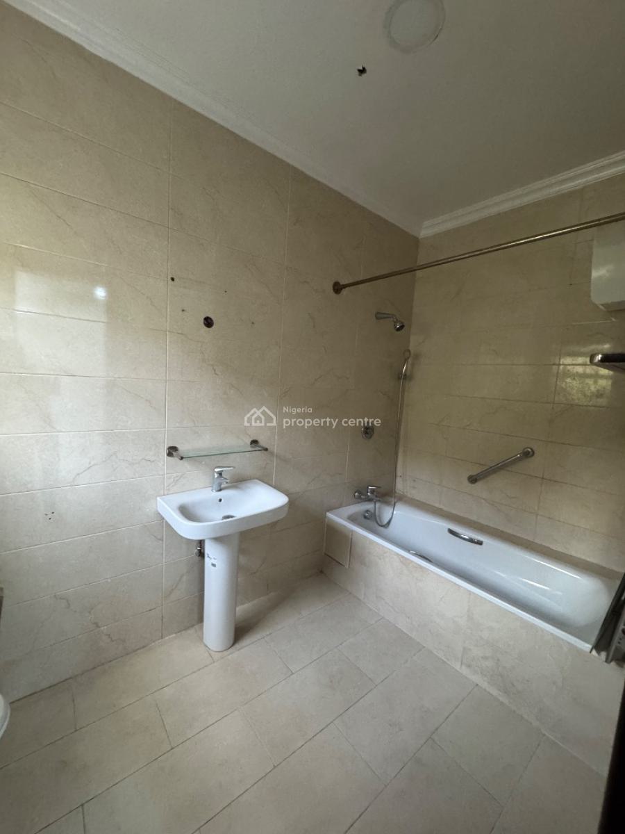 Fully Serviced 2 Bedroom Flat, Off Admiralty Way, Lekki Phase 1, Lekki, Lagos, Flat / Apartment for Rent