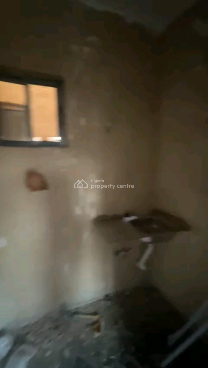 a Newly Built and Standard Roomself Contain, Upstairs, Off Pedro Road, Shomolu, Lagos, Self Contain (single Rooms) for Rent