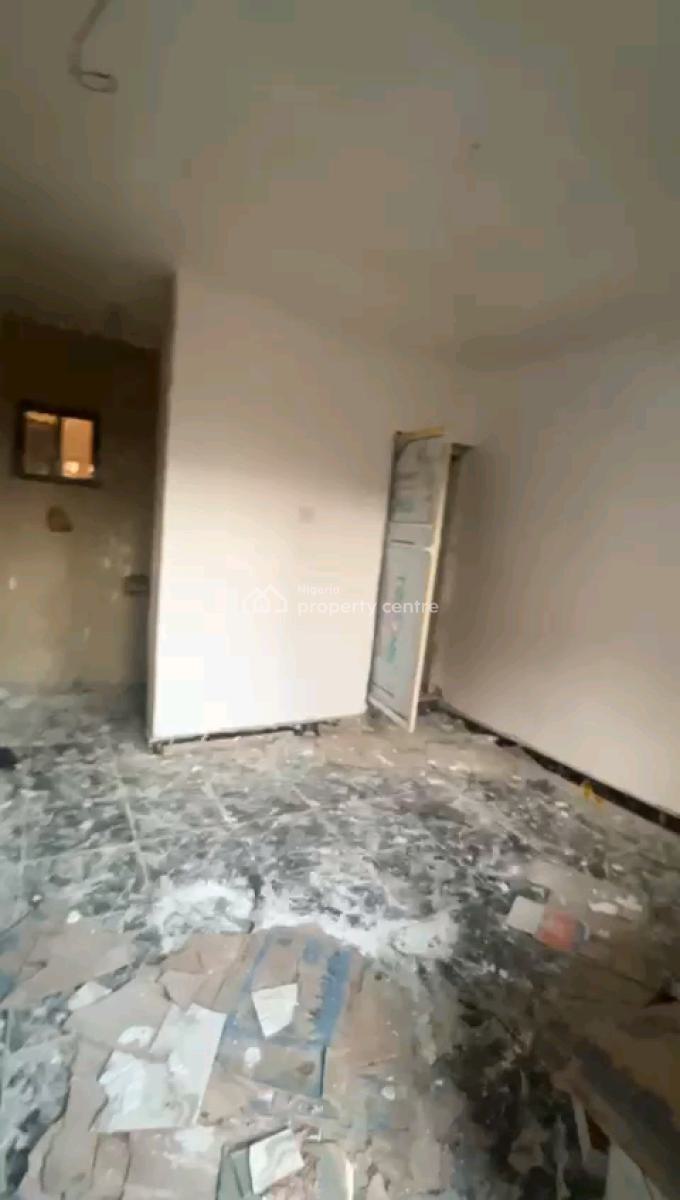 a Newly Built and Standard Roomself Contain, Upstairs, Off Pedro Road, Shomolu, Lagos, Self Contain (single Rooms) for Rent