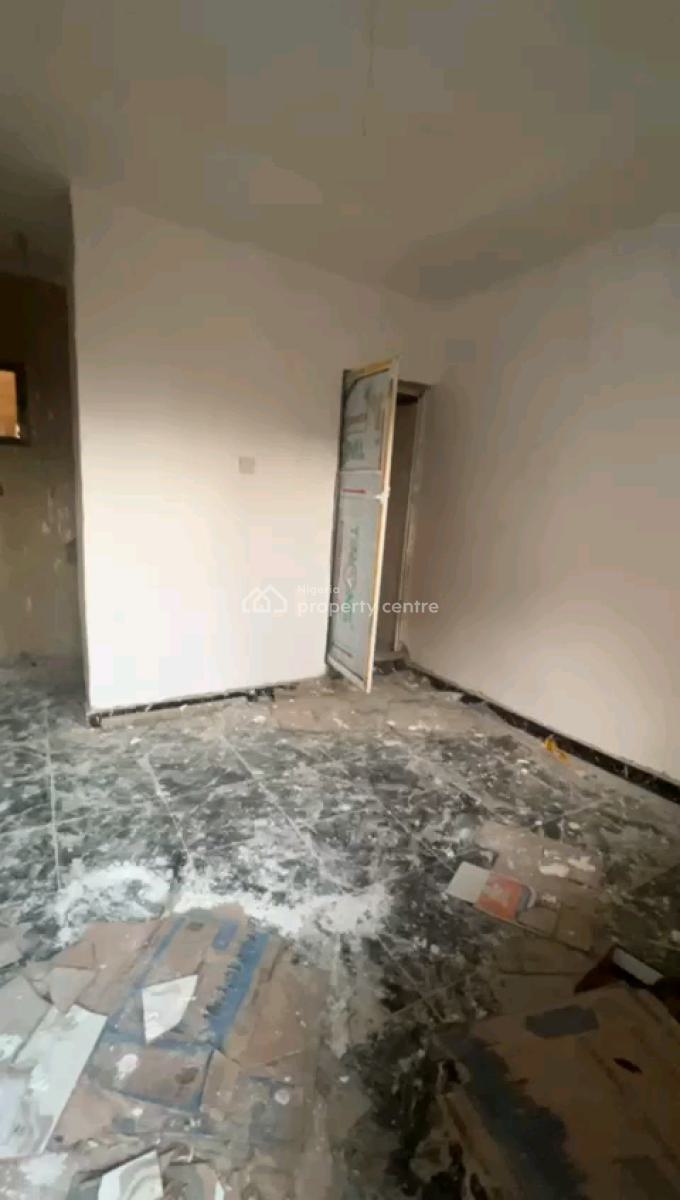a Newly Built and Standard Roomself Contain, Upstairs, Off Pedro Road, Shomolu, Lagos, Self Contain (single Rooms) for Rent