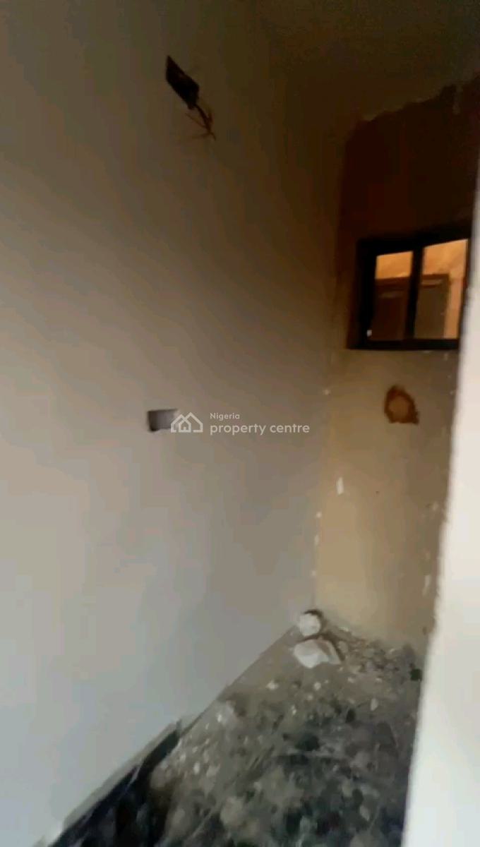 a Newly Built and Standard Roomself Contain, Upstairs, Off Pedro Road, Shomolu, Lagos, Self Contain (single Rooms) for Rent