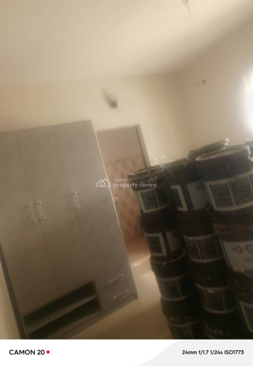 Standard and Renovated 3 Bedroom Flat, William Elliot Estate, Ikeja, Lagos, Flat / Apartment for Rent