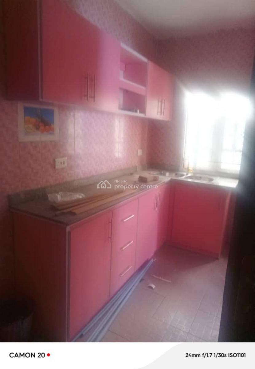 Standard and Renovated 3 Bedroom Flat, William Elliot Estate, Ikeja, Lagos, Flat / Apartment for Rent