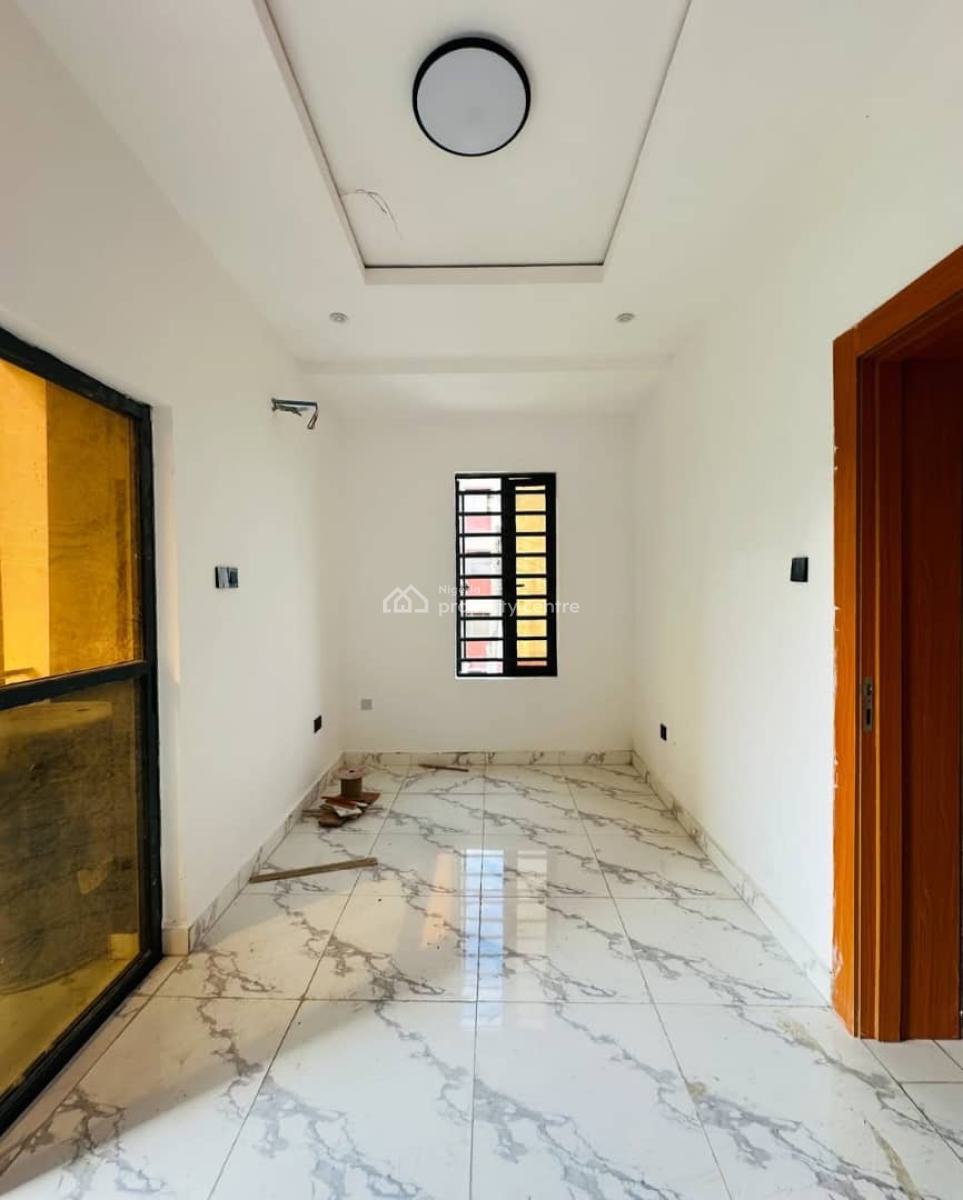 Spaciously Built 5 Bedroom Semi Detached Duplex with Bq in Secure Esta, Adeniyi Jones, Ikeja, Lagos, Semi-detached Duplex for Sale