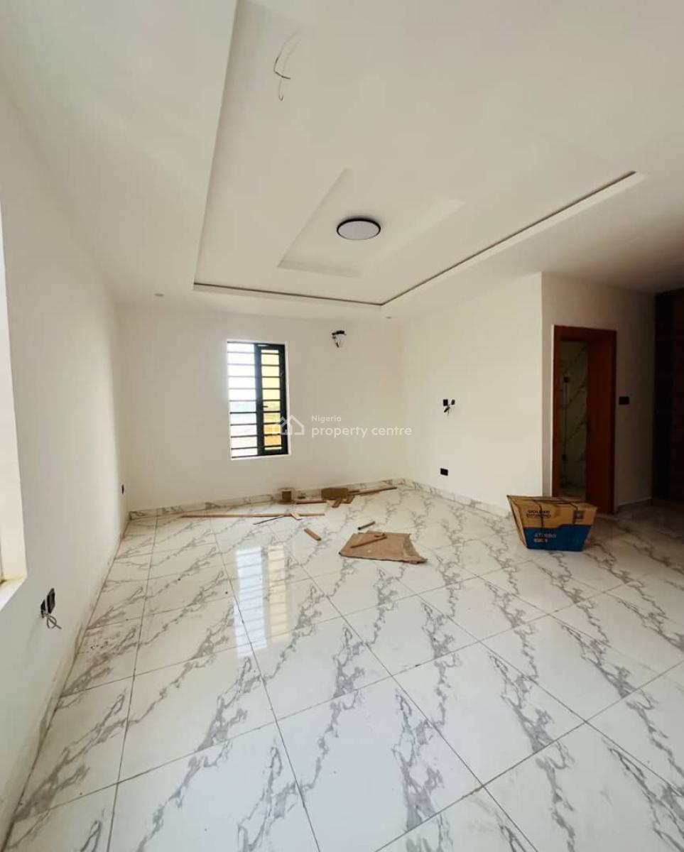 Spaciously Built 5 Bedroom Semi Detached Duplex with Bq in Secure Esta, Adeniyi Jones, Ikeja, Lagos, Semi-detached Duplex for Sale