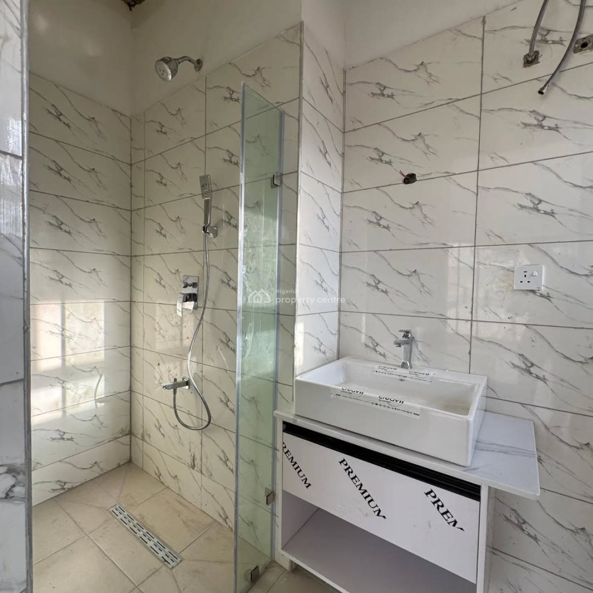 Spacious  2  Bedroom Apartment, Ologolo, Lekki, Lagos, Block of Flats for Sale