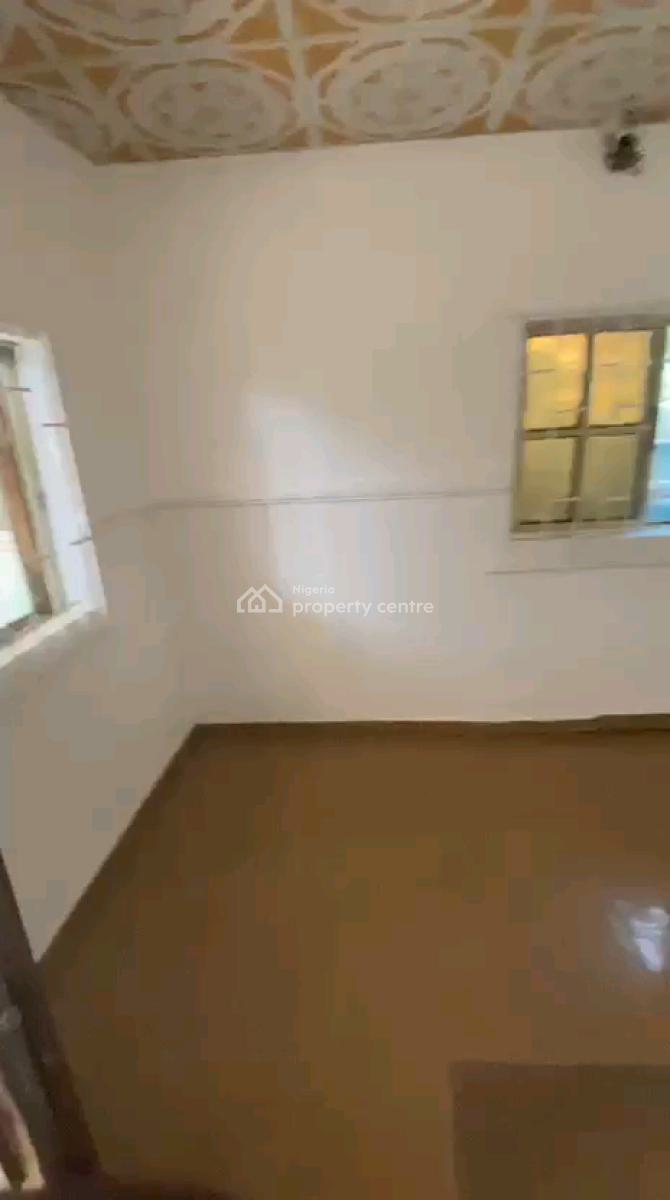 Decent and Spacious 2 Bedroom Flat Both Rooms Ensuite All Tiled, Atunrase Estate, Gbagada, Lagos, Flat / Apartment for Rent