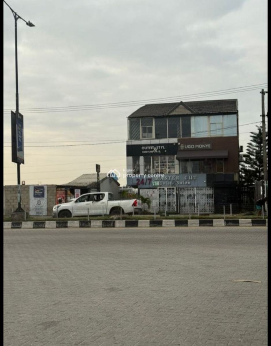 a Functional Waterfront Commercial Building on 1,000sqm Land, Admiralty Way, Lekki Phase 1, Lekki, Lagos, Plaza / Complex / Mall for Sale