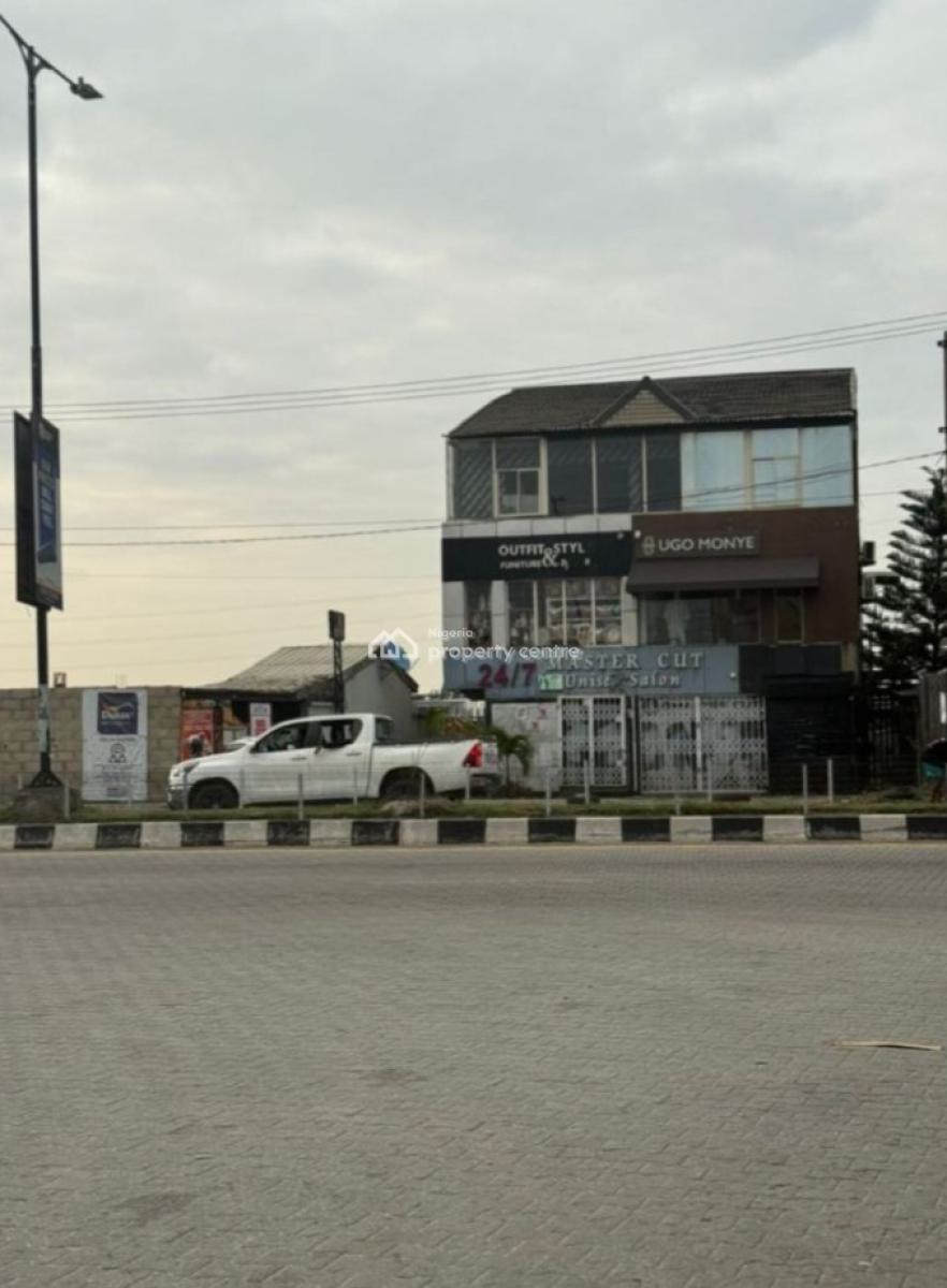 a Functional Waterfront Commercial Building on 1,000sqm Land, Admiralty Way, Lekki Phase 1, Lekki, Lagos, Plaza / Complex / Mall for Sale