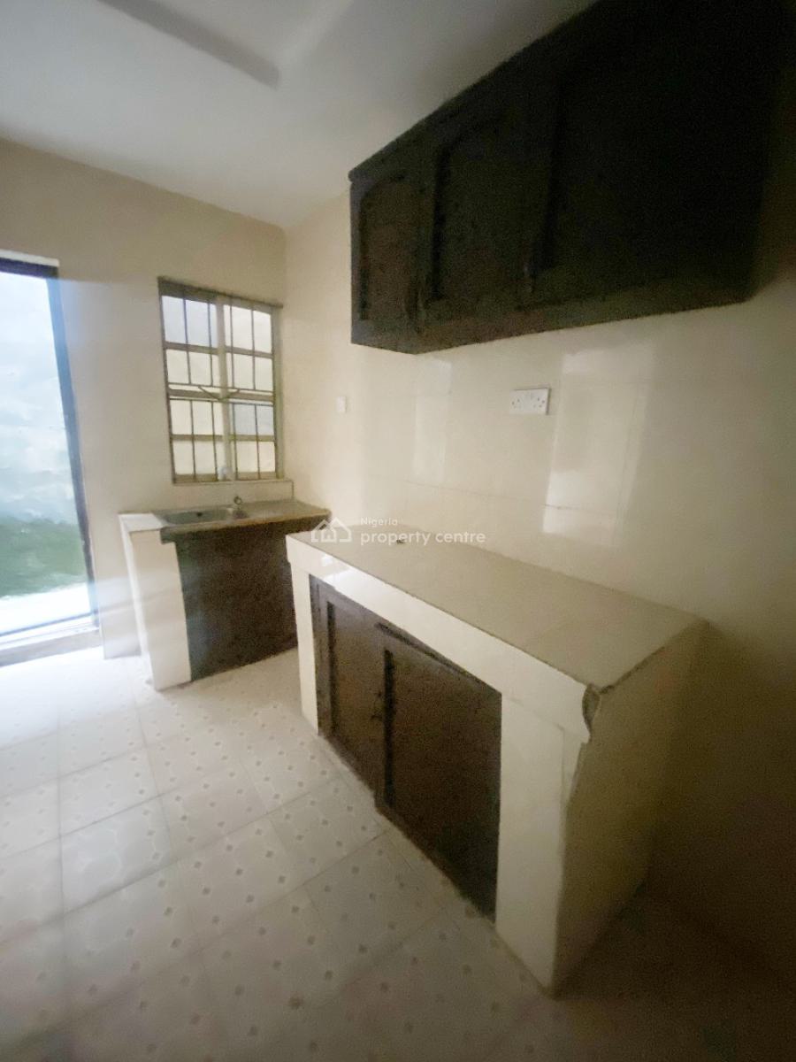 Luxury 2 Bedroom Flat, Gra Phase 1, Magodo, Lagos, Flat / Apartment for Rent