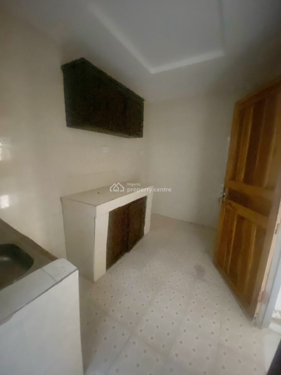 Luxury 2 Bedroom Flat, Gra Phase 1, Magodo, Lagos, Flat / Apartment for Rent