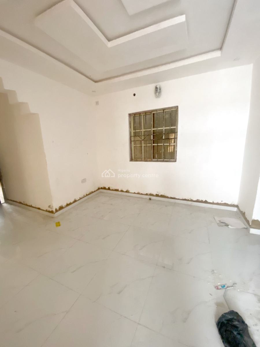 Luxury 2 Bedroom Flat, Gra Phase 1, Magodo, Lagos, Flat / Apartment for Rent