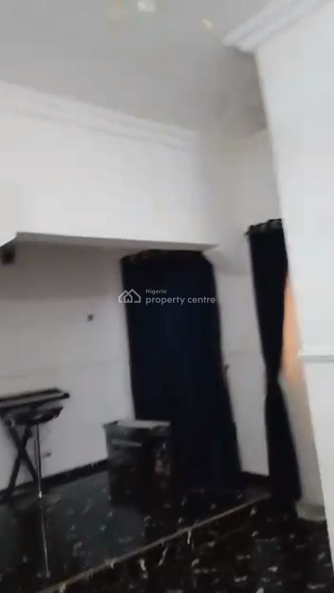 Lovely 3 Bedroom Apartment (ground Floor), Off Toyin Street, Ikeja, Lagos, Flat / Apartment for Rent