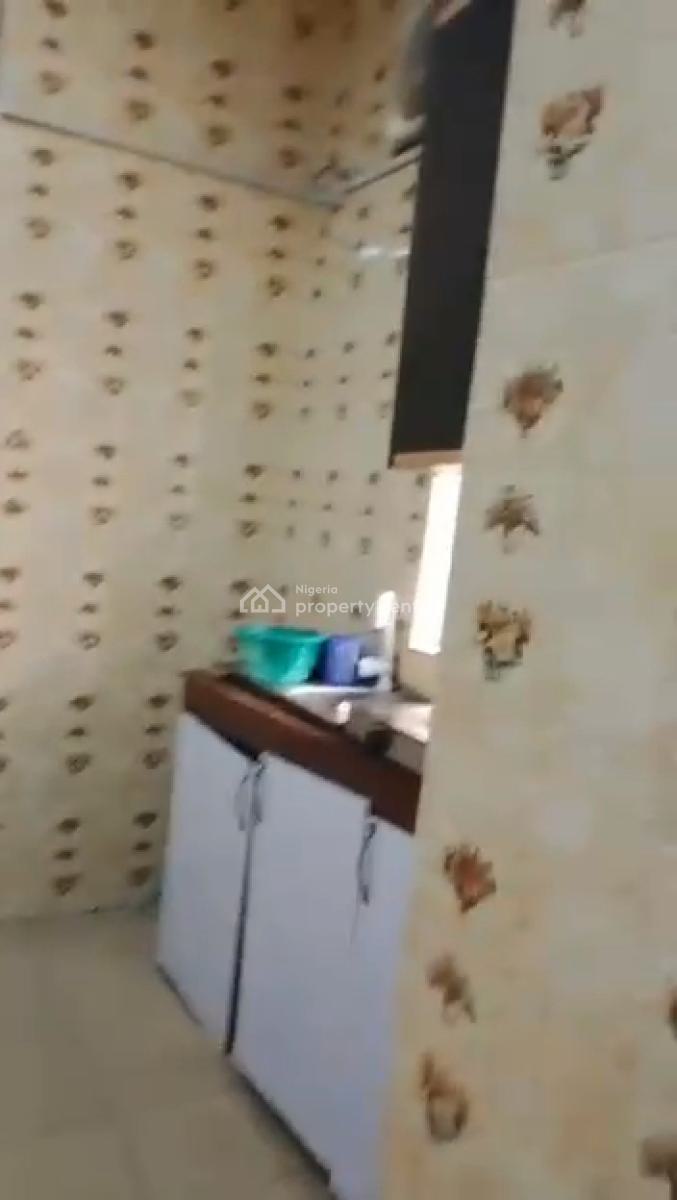 Lovely 3 Bedroom Apartment (ground Floor), Off Toyin Street, Ikeja, Lagos, Flat / Apartment for Rent