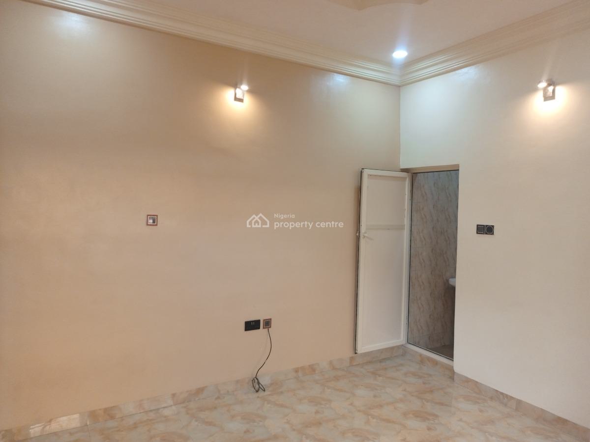 Luxury Self Contained + Personal Prepaid Meter, Water Heater, Wardrobe, Ogunfayo (just After Awoyaya), Ibeju Lekki, Lagos, Self Contain (single Rooms) for Rent