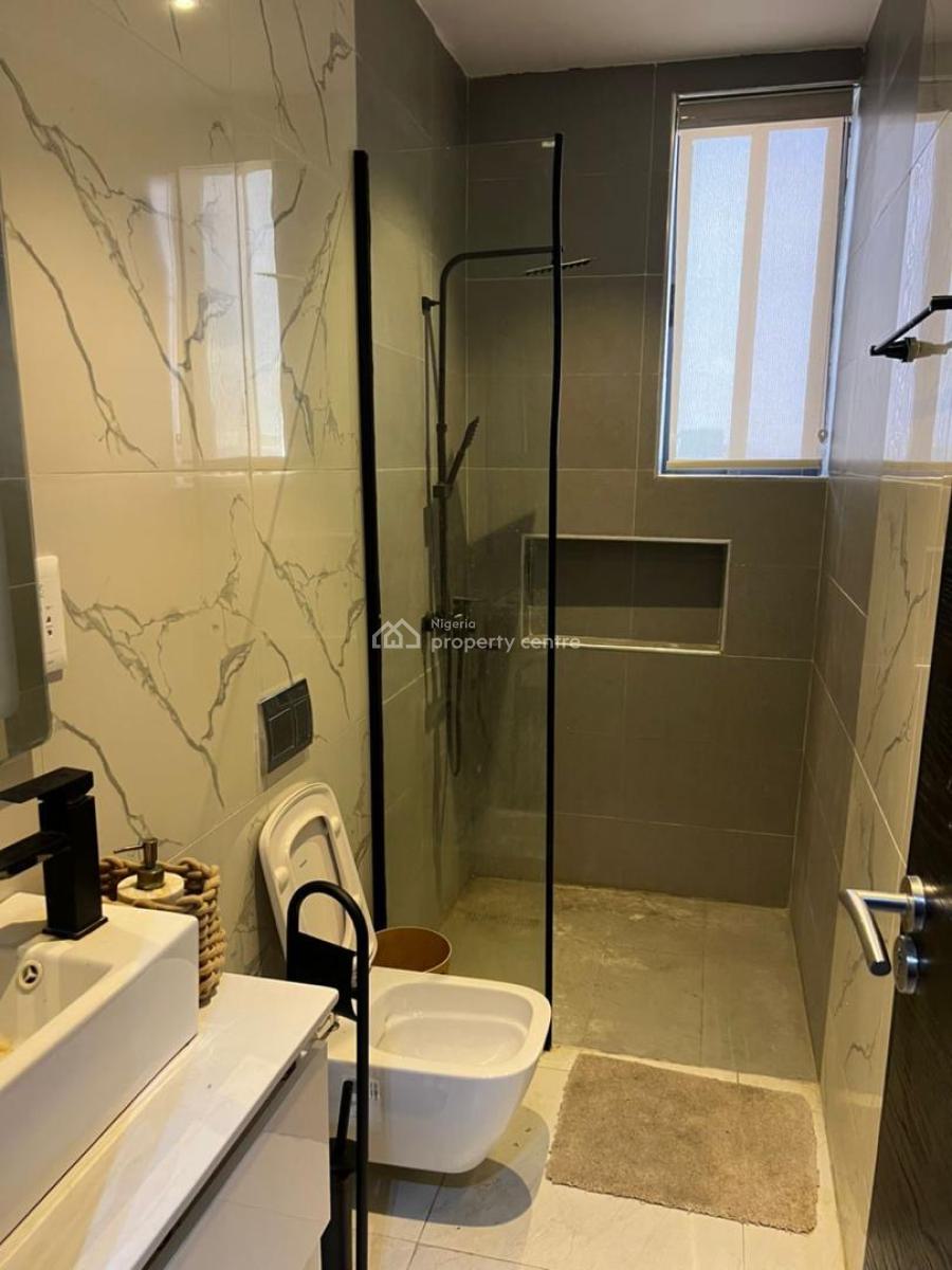 Furnished 3 Bedroom Penthouse with Elevator, Lekki Phase 1, Lekki, Lagos, Flat / Apartment for Sale