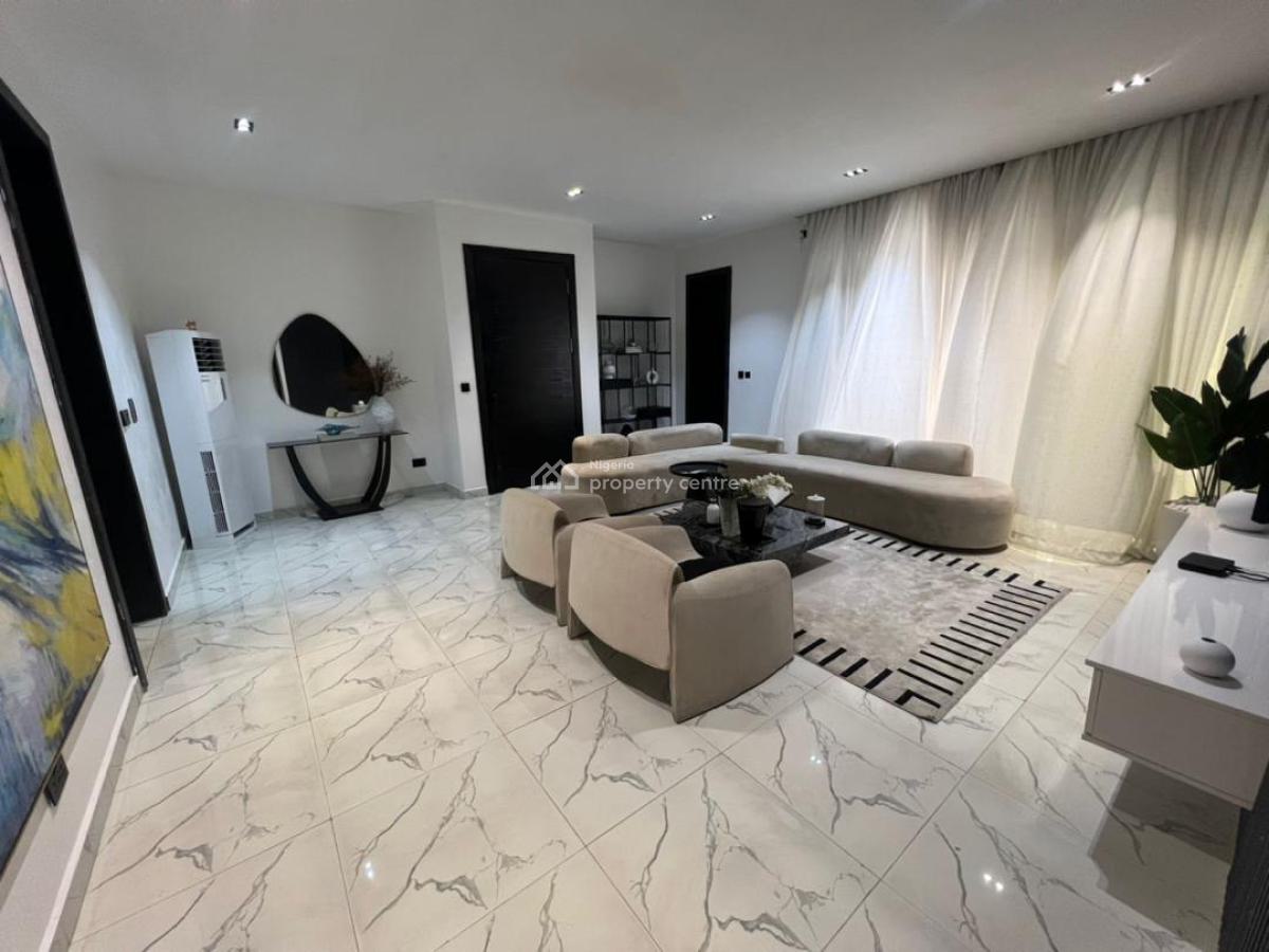 Furnished 3 Bedroom Penthouse with Elevator, Lekki Phase 1, Lekki, Lagos, Flat / Apartment for Sale