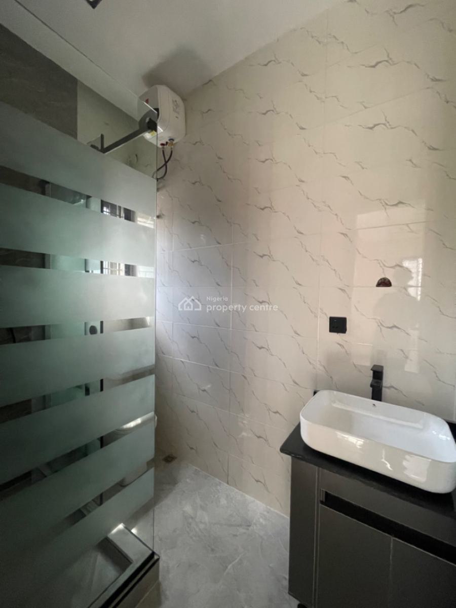 4 Bedroom Semi Detached Duplex with a Bq, Magodo Gra Phase 1, Magodo, Lagos, Detached Duplex for Sale