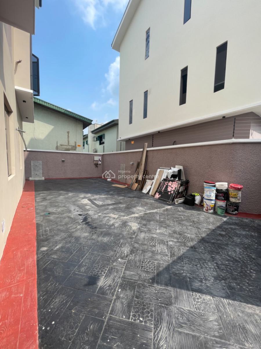 4 Bedroom Semi Detached Duplex with a Bq, Magodo Gra Phase 1, Magodo, Lagos, Detached Duplex for Sale