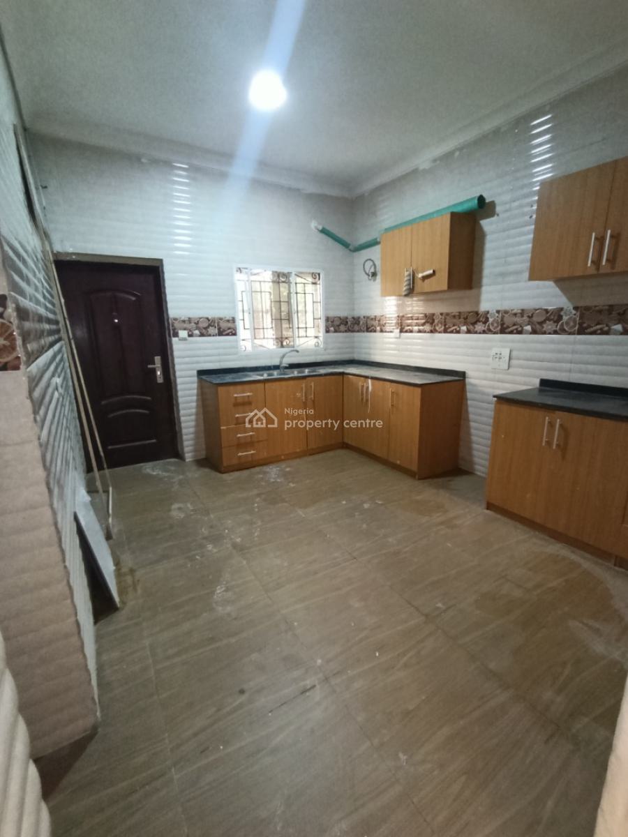 Luxury Miniflat with 24 Hours Light, Chevron Drive, Lekki, Lagos, Mini Flat (room and Parlour) for Rent
