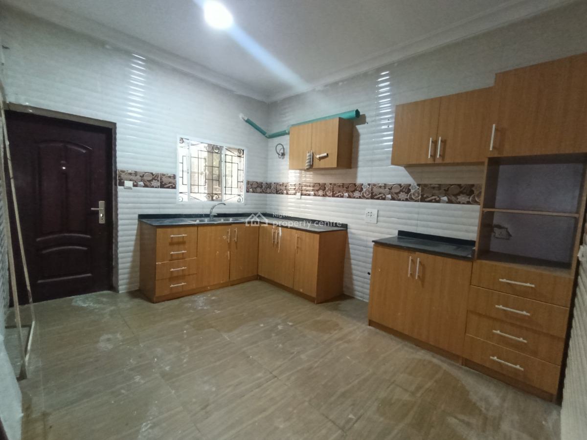 Luxury Miniflat with 24 Hours Light, Chevron Drive, Lekki, Lagos, Mini Flat (room and Parlour) for Rent