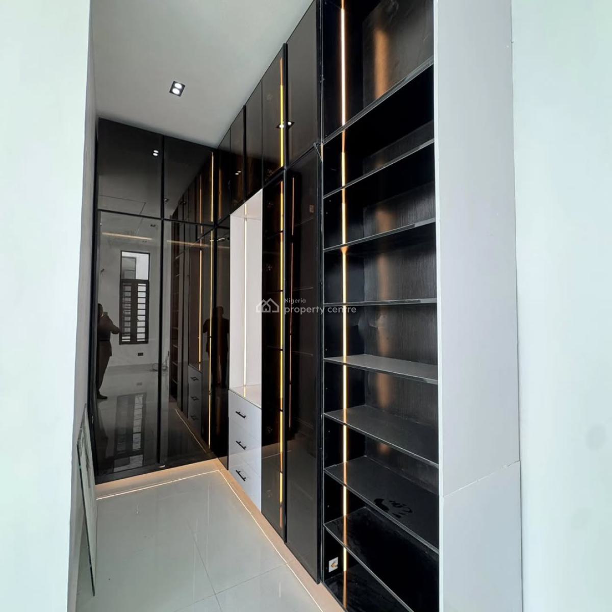 Stunning 4 Bedroom Semi-detached Duplex with a Bq, Ajah, Lagos, Semi-detached Duplex for Sale