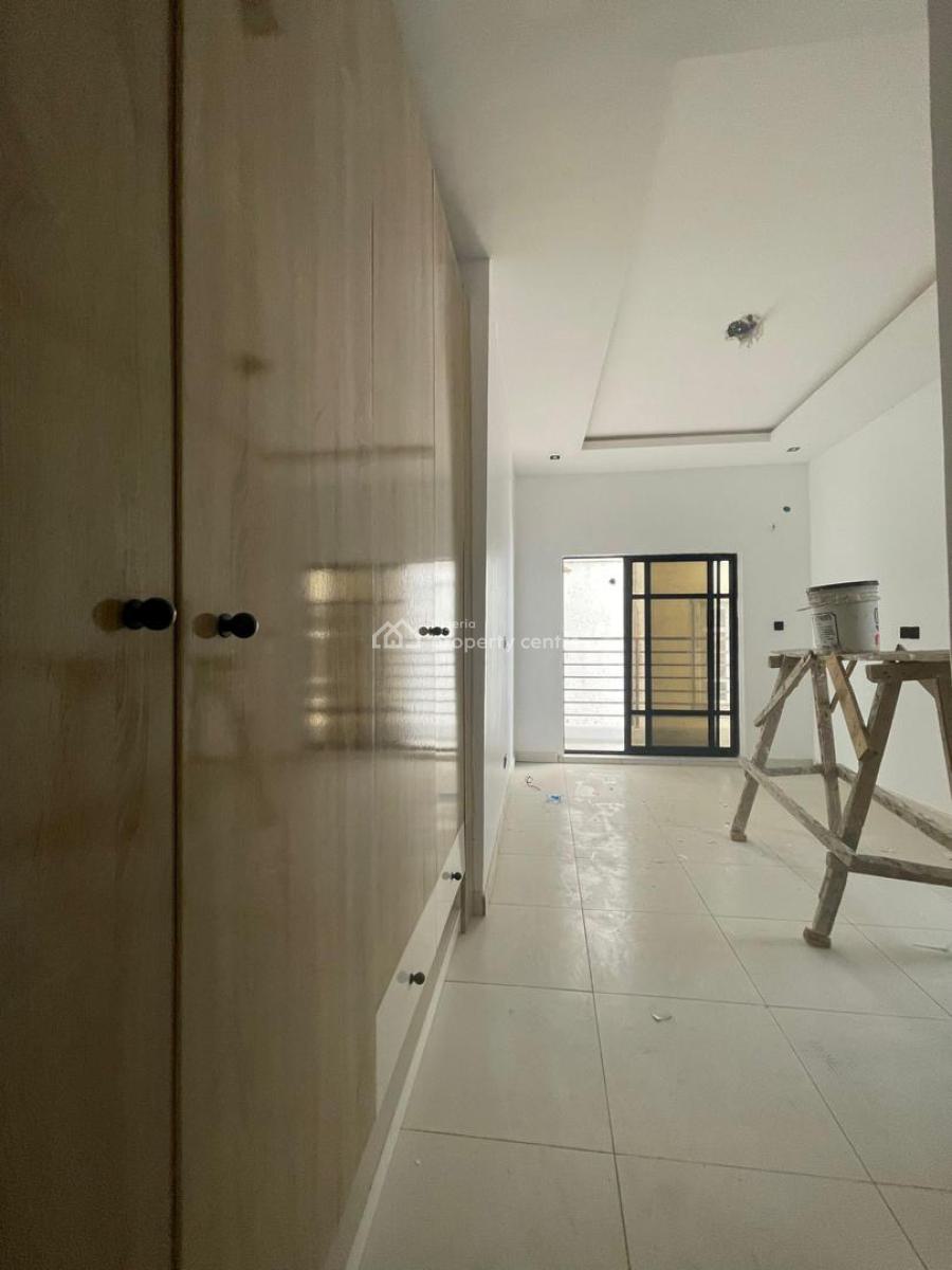 1 Bedroom Apartment, Ologolo, Lekki, Lagos, Mini Flat (room and Parlour) for Sale