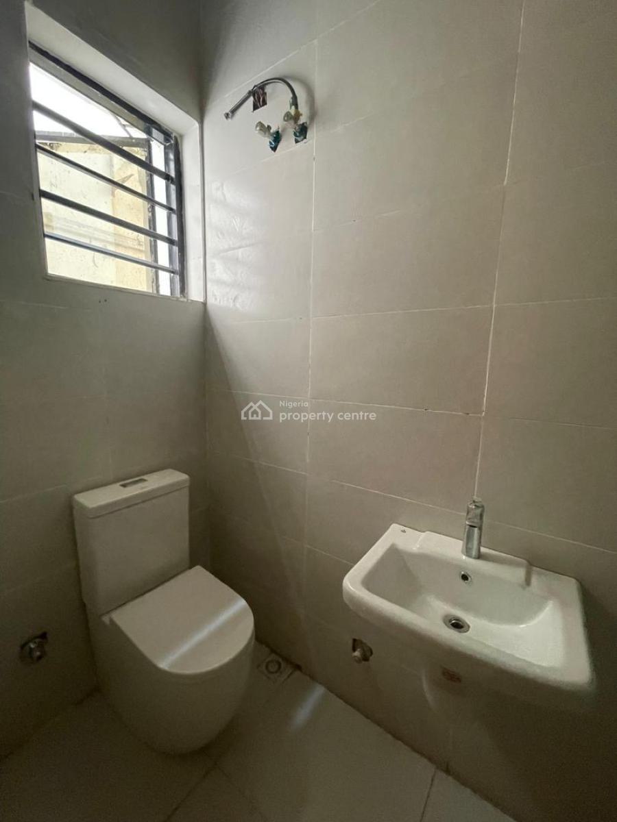 1 Bedroom Apartment, Ologolo, Lekki, Lagos, Mini Flat (room and Parlour) for Sale