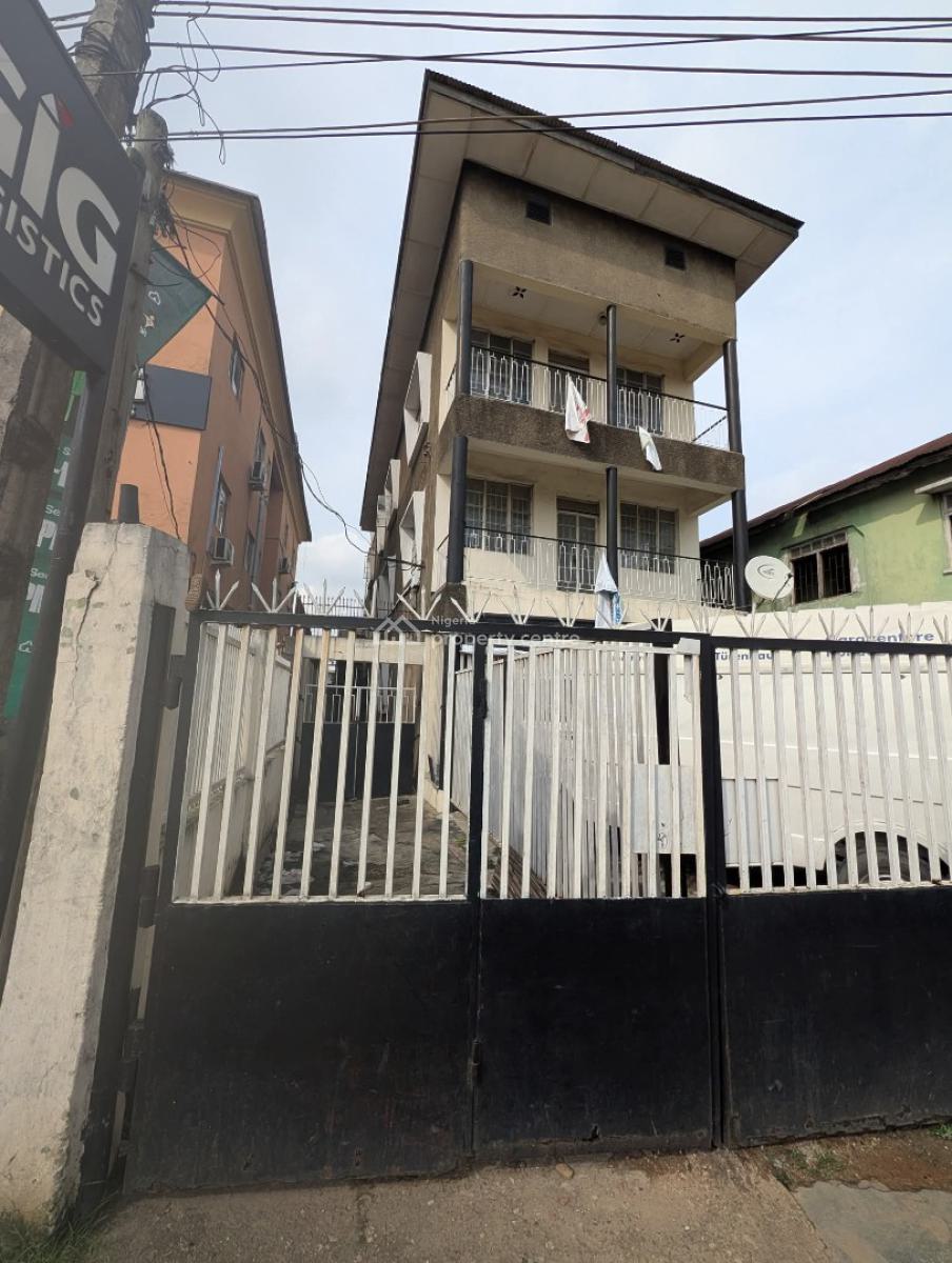Well Built Commercial Building Office Space, Ikorodu Road, Fadeyi, Shomolu, Lagos, Commercial Property for Rent