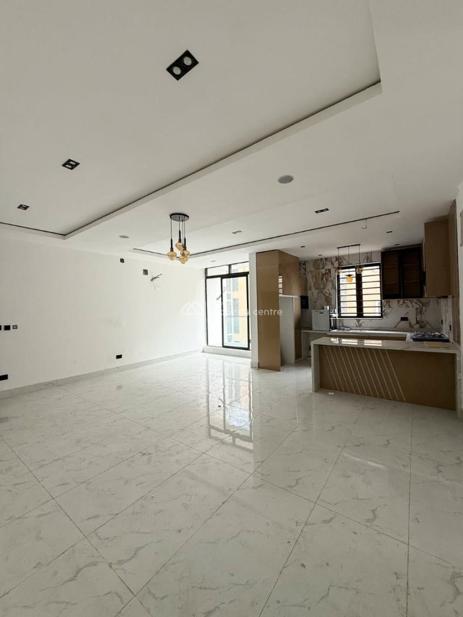 Beautiful 2 Bedroom Apartment, Lekki Phase 1, Lekki, Lagos, Block of Flats for Sale